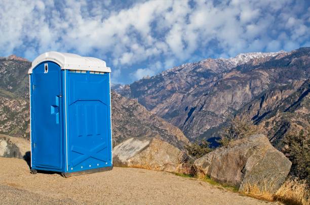 Portable Toilet Options We Offer in Gladstone, MO