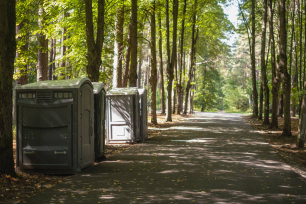 Best Luxury portable toilet rental  in Gladstone, MO